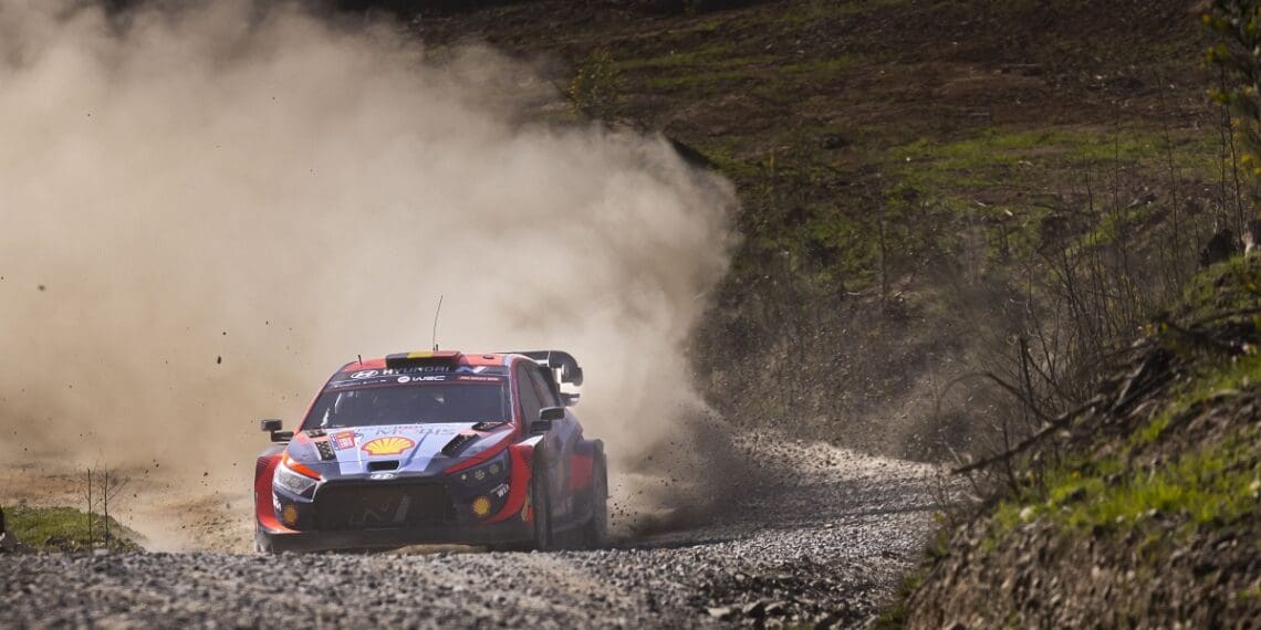 Thierry Neuville entrou forte no último dia do Rali do Chile; Ott Tänak sólido no comando