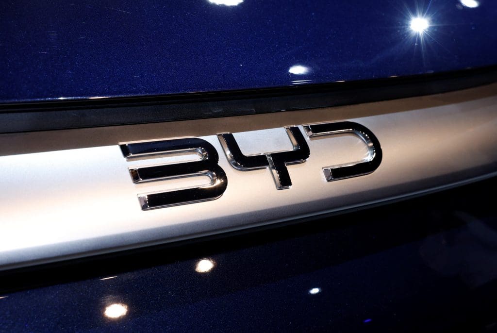 As Ambições Europeias da BYD Aceleram a Todo o Vapor! A Antiga Executiva da Stellantis, Maria Grazia Davino, Junta-se à Gigante Chinesa de Veículos Elétricos que Visa a Dominância Europeia.