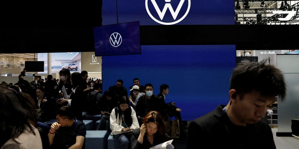 Volkswagen’s China Marketing Chief Jochen Sengpiehl DEPORTED in Explosive Drug Scandal! Cocaine and Cannabis Test Leads to Shockwaves Across VW’s Global Empire
