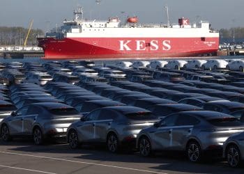 China Cautions EU Over Separate EV Talks Amid Ongoing Trade Negotiations