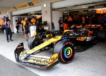 Piastri Frustrated After Risky Tyre Call Leads to Q1 Exit in Mexico