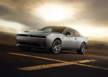 VIDEO – 2024 Dodge Charger Daytona: Bringing Back the Muscle Car Magic?