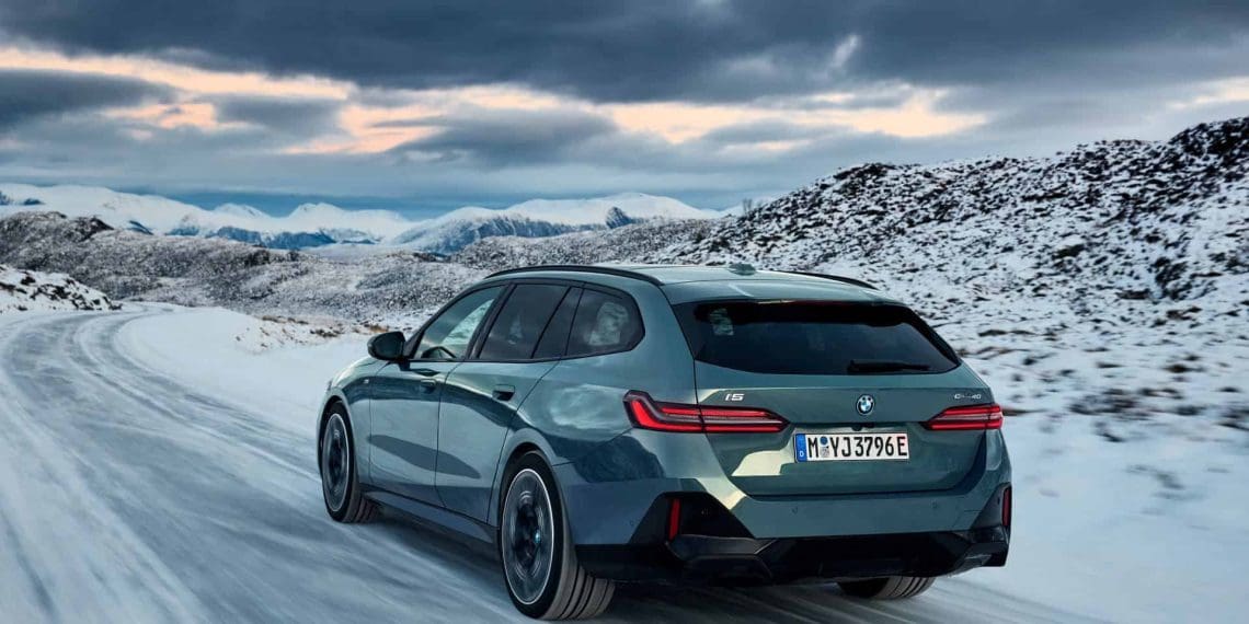 BMW i5 Touring: carrinha elétrica com 560 km de automomia chega no verão