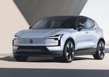 Crisis in Europe’s Car Market! Automakers Plunge Into First Sales Slump in Two Years – EVs in Free Fall