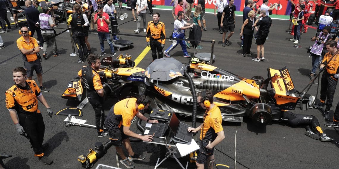 Johnny Herbert Says Lando Norris Needs a Miracle to Overtake Verstappen in Title Race: “Only Bad Luck Can Save Him Now”