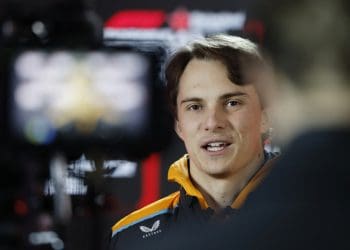 McLaren Relaxes ‘Papaya Rules’ as Piastri Sets Sights on Vegas Victory