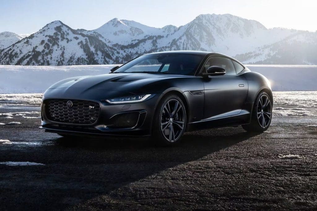 A Radical Transformação da Jaguar: Uma Marca de Luxo Sem Carros Até 2026