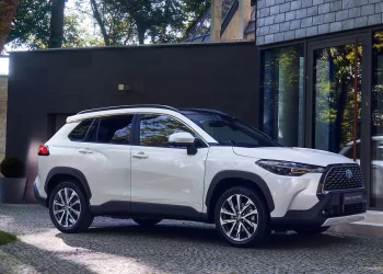 Toyota Faces Mixed Fortunes: Global Output Declines for Ninth Month, but Sales Hit October Record