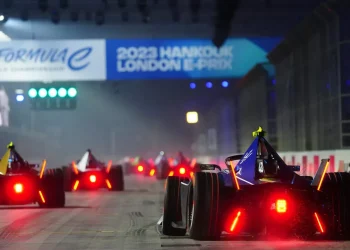 Formula E’s Power Play: London ExCeL vs. Silverstone for the Future of Electric Racing