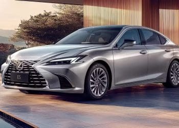 Lexus ES Gets a Facelift for China: A Luxury Sedan That’s Still Going Strong