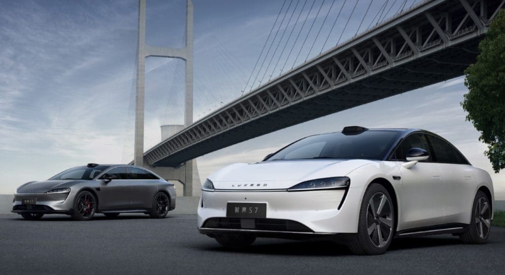 Luxeed S7 é o novo elétrico da Chery e da Huawei para o mercado chinês