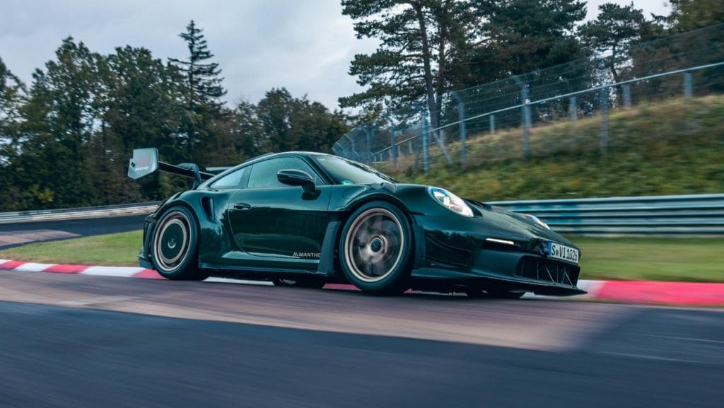 Porsche 911 GT3 RS ganha pacote desportivo Manthey Kit