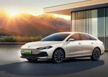 Roewe D7 DMH: o híbrido plug-in de autonomia recorde