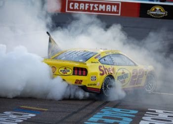 Harvick Picks SVG’s Sonoma Burnouts Over Logano’s Championship Smoke Show