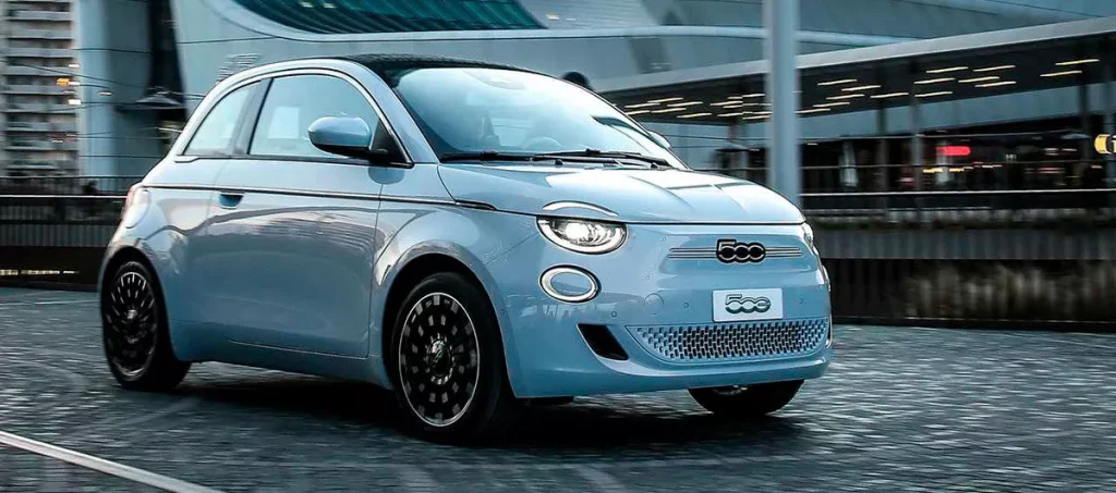 Os Sonhos Elétricos da Fiat Pararam Novamente: A Produção do 500e Enfrenta Outro Obstáculo