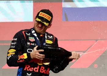 Vandoorne Predicts Verstappen’s Dominance to Continue in 2025, Despite Rising Competition