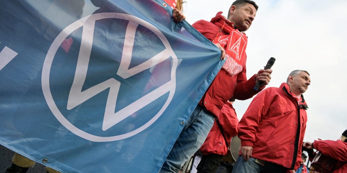 Without their life getting easier Volkswagen Faces Union Pressure Amid Wage Dispute at Tennessee Plant