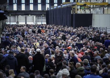 Volkswagen in collapse: Workers Escalate Strikes Over Job Cuts and Factory Closures