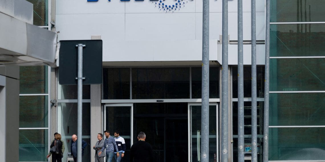 Stellantis Extends Production Halt at Italy’s Mirafiori Plant due to Sluggish Electric and Luxury Car Demand