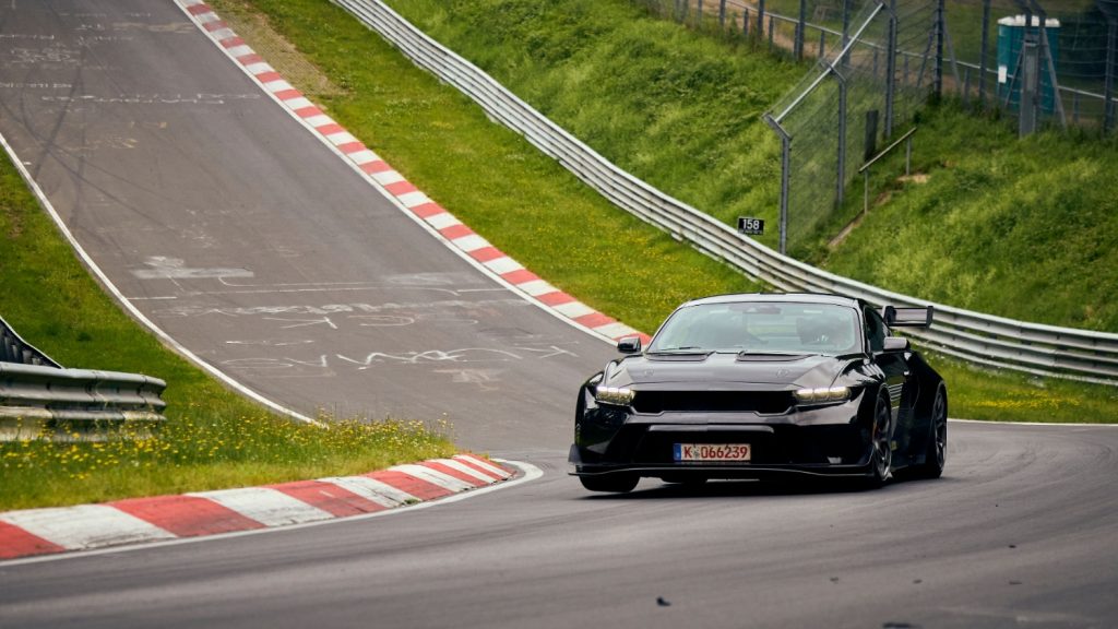 Ford Mustang GTD mostra toda a potência em Nürburgring