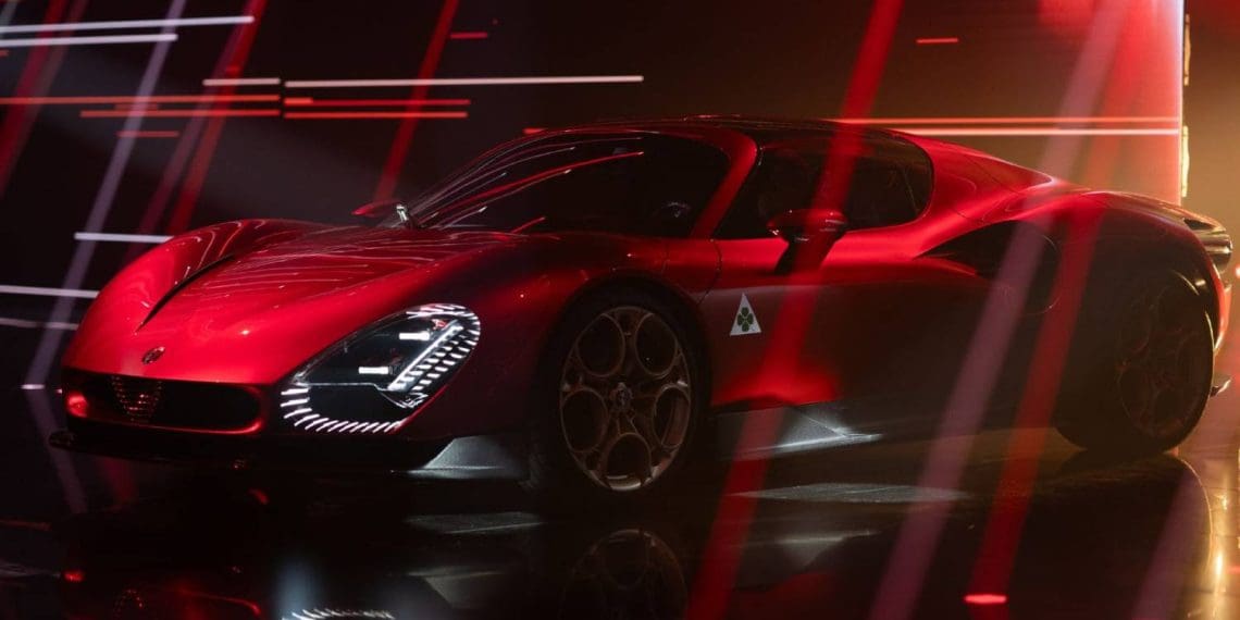 Alfa Romeo 33 Stradale conquista prémio “Supercar of the Year”