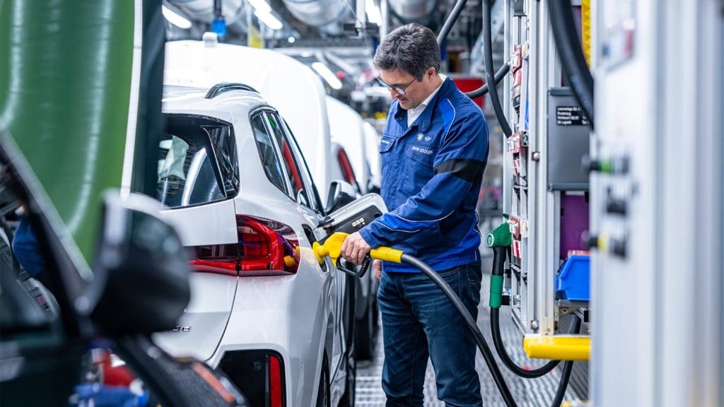 BMW vai atestar modelos de motor Diesel com óleo vegetal