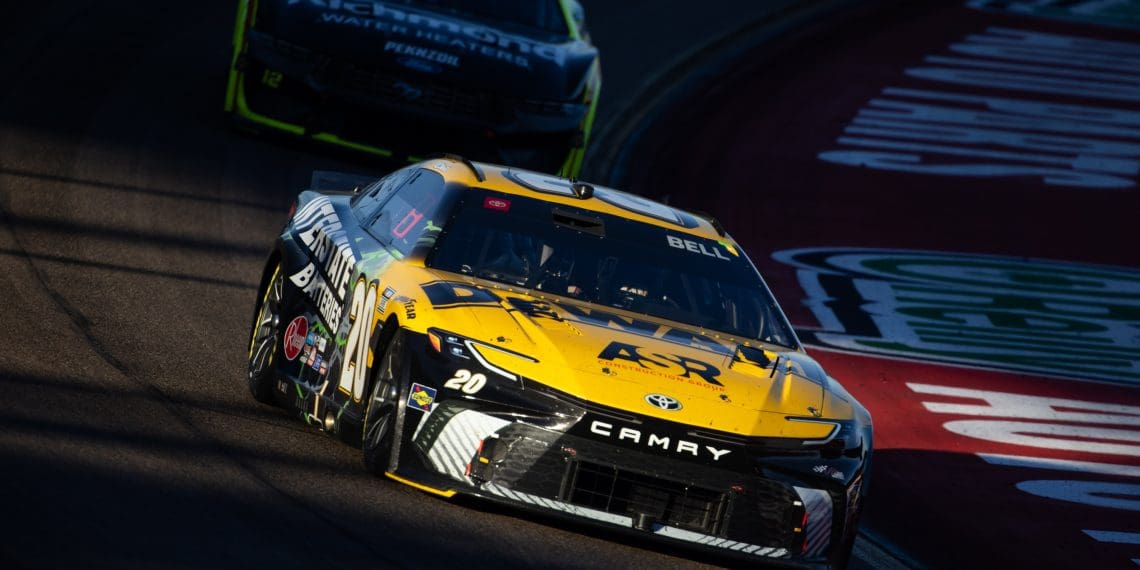 Chase Briscoe Gets the Last Laugh on Christopher Bell with Hilarious Dirt Racing ‘Revenge’ – “Finally get Christopher Bell back”