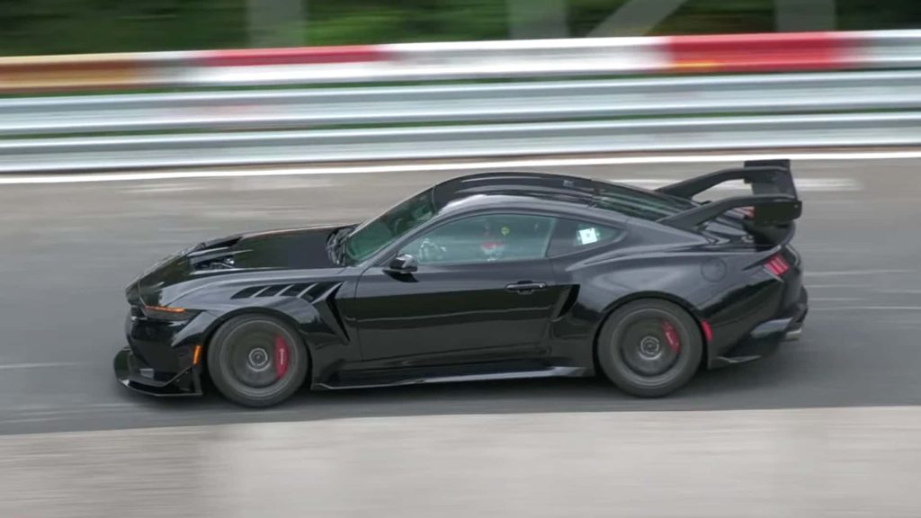 Ford Mustang GTD Aspira à Glória de Menos de 7 Minutos no Nürburgring: A Musculatura Americana Encontra a Precisão Alemã