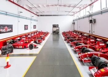 Ferrari CEO Vigna Affirms: «Ferrari Cars Will Always Be Made in Maranello» Despite Market Challenges