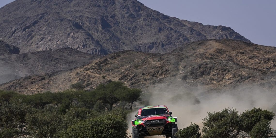 Sexta etapa do Dakar fez mais de uma dezena de «vítimas» nas quatro rodas