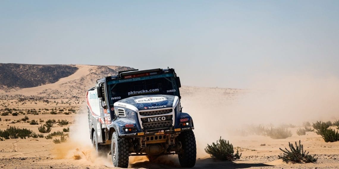 Mitchel van den Brink ditou o ritmo da Etapa 8 do Dakar em camiões