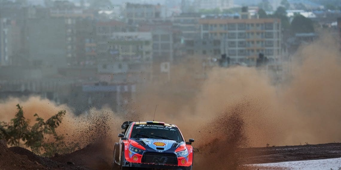 Rali Safari Quénia arranca com Thierry Neuville no topo