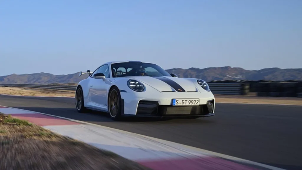 Porquê o aumento de preço do Porsche 911 GT3 de 2025, sem grandes atualizações.