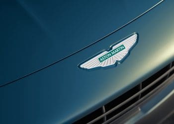 Aston Martin Vantage Roadster chega com 665 cv