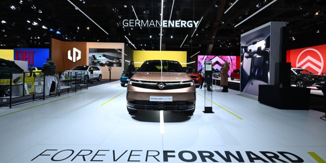 Opel faz “All In” à eletrificação