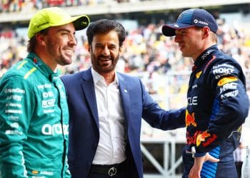 Aston Martin shuts down £1 billion Verstappen rumors as F1’s biggest transfer denied
