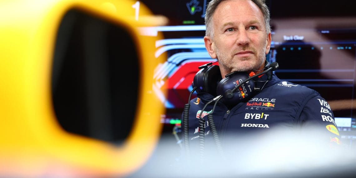 Christian Horner -„A team like Ferrari next year are going to have two drivers taking points off each other“