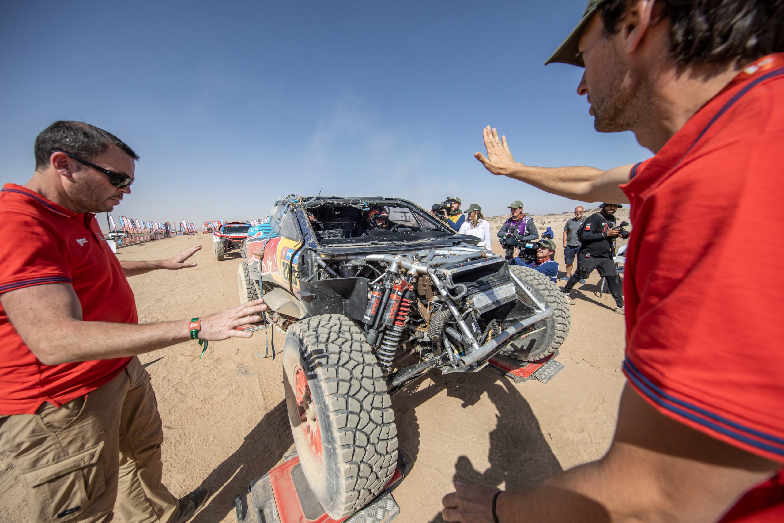 Carlos Sainz bows out of 2025 Dakar Rally after dramatic rollover ends