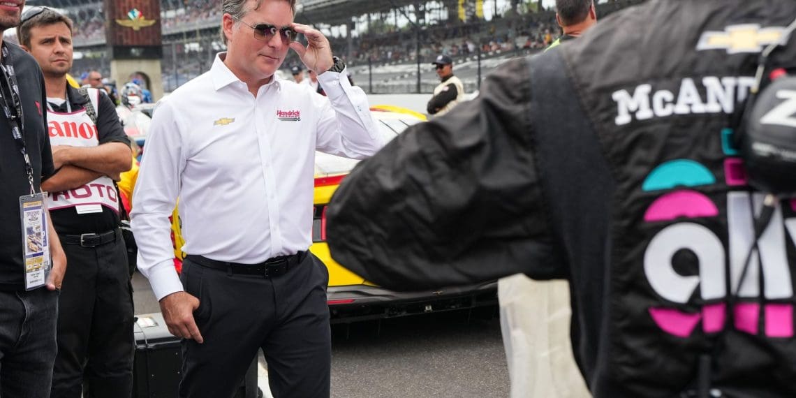 Jeff Gordon Calls Out NASCAR Over Controversial ‘Popularity Contest’ Rule Favoring One Cup Series Team