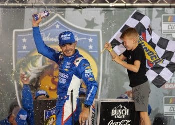 Move Over, Dad! Owen Larson Steals the Spotlight as Kyle Scrambles for Redemption at Tulsa Shootout