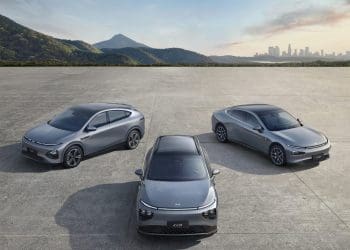 Xpeng lança atualização do XOS 5.4 que traz condução inteligente e segurança melhorada