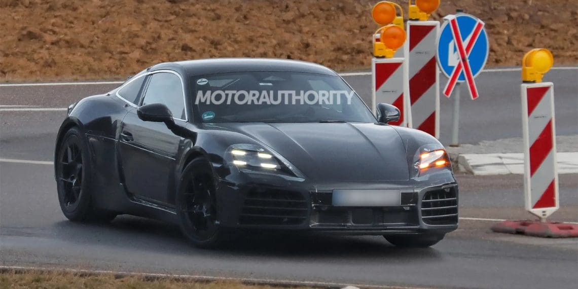 Porsche 718 Cayman elétrico “apanhado” em testes