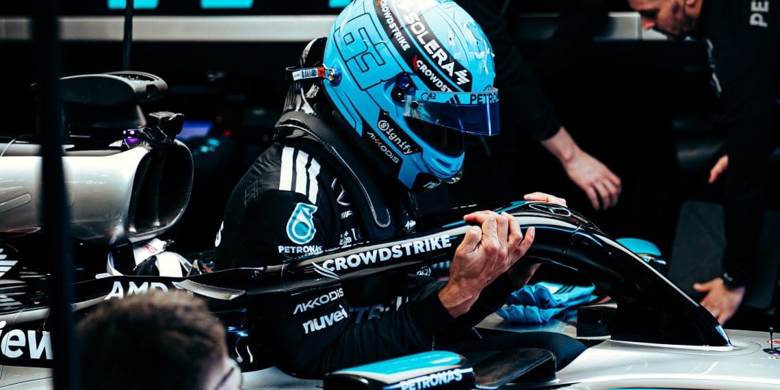 VIDEO – Unveiling the Future of F1: Mercedes W16 Takes First Laps in Pre-Season Bahrain Circuit