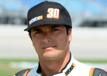 Nelson Piquet Jr. Critiques F1’s Polished Image Amidst Lingering Verstappen-Russell Spat