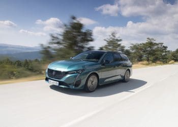 Peugeot 308, 308 SW e 408 recebem nova geração de motores híbridos plug-in