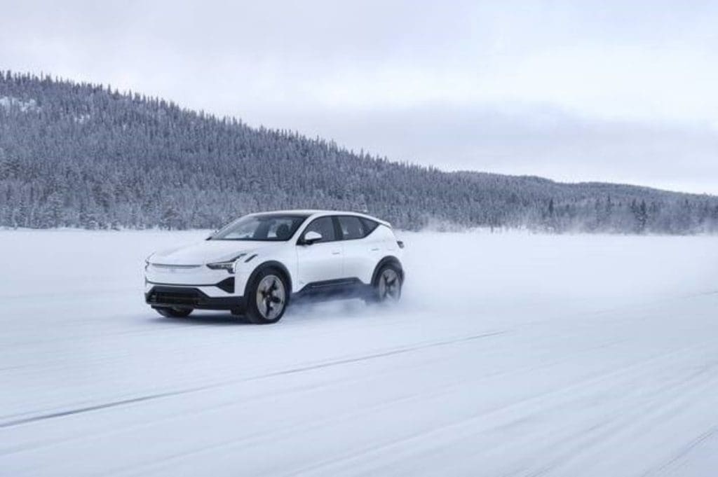 Polestar 3 otimizado com novas funcionalidades e atualização de hardware