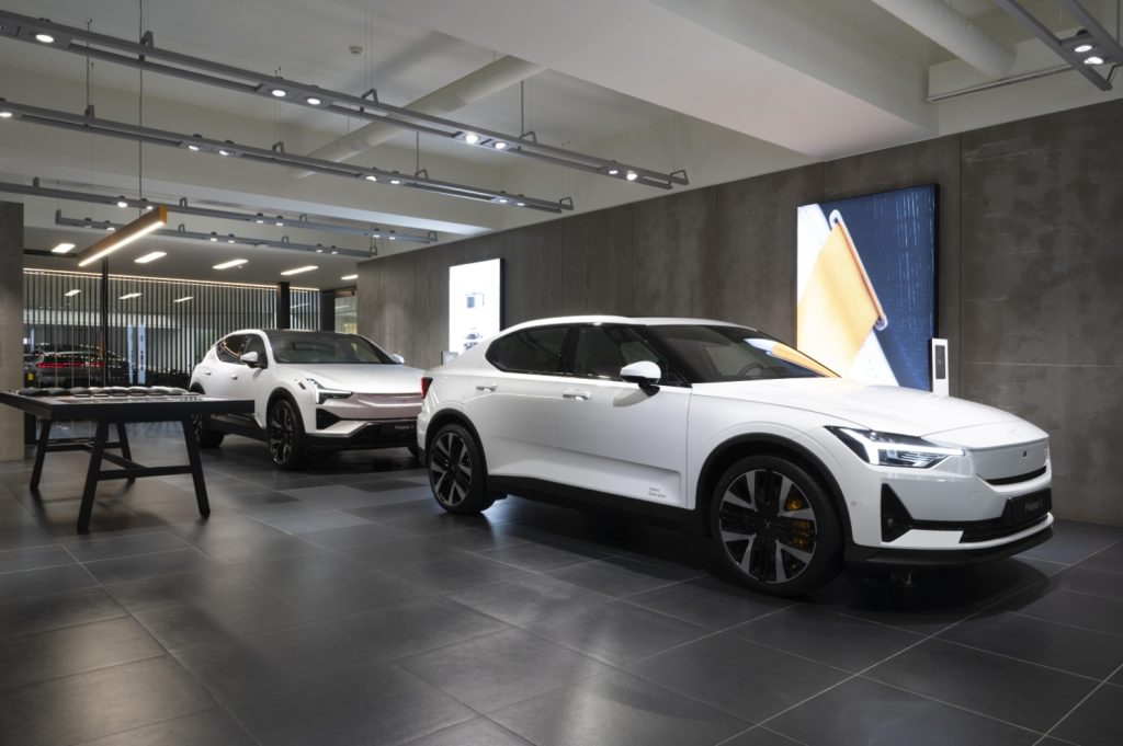Polestar recorre a concessionários Volvo para reduzir dependência de vendas online