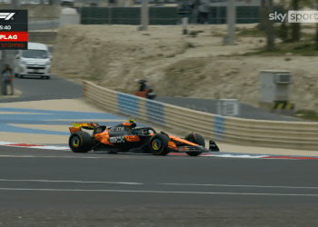 VIDEO – Power Cut and Nightfall: Highlights from Day 1 of 2025 F1 Pre-Season Testing in Bahrain