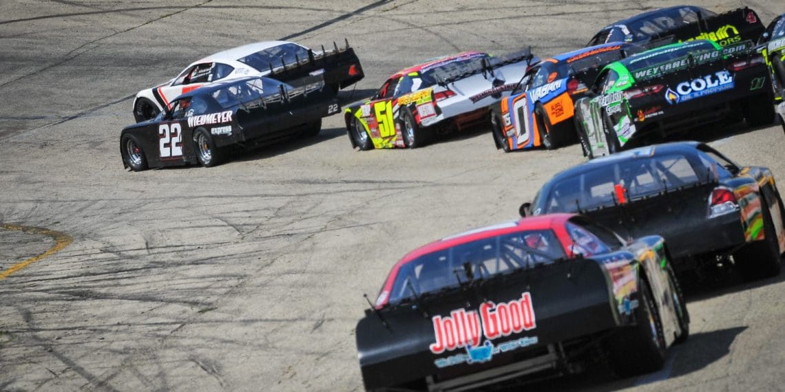 NASCAR’s Iconic Slinger Super Speedway: A New Era Beckons with Potential Sale to Fan-Turned-Racers