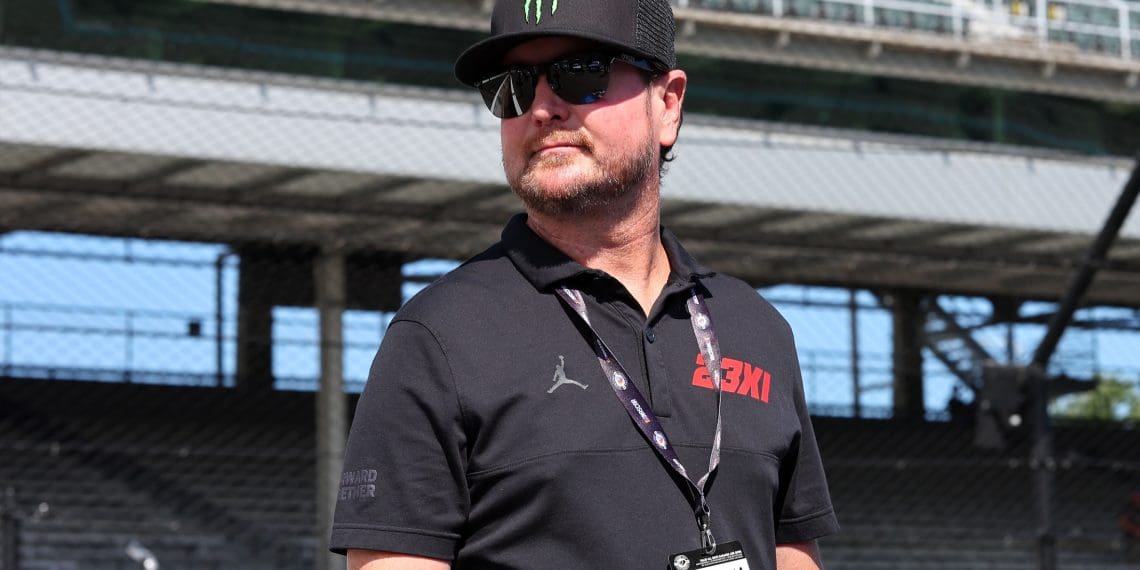 From Controversy to Comeback: The Inside Story of Kurt Busch’s NASCAR Journey